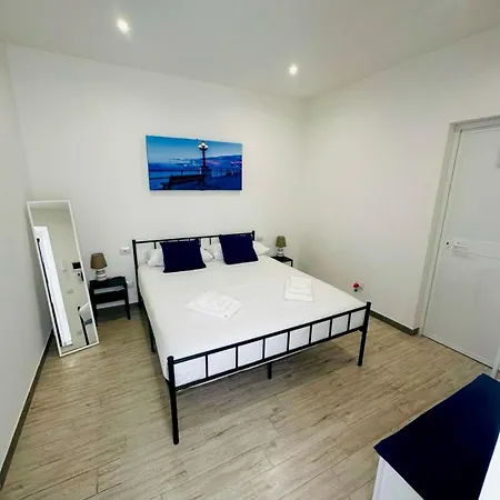 Valona Lägenhet Bari